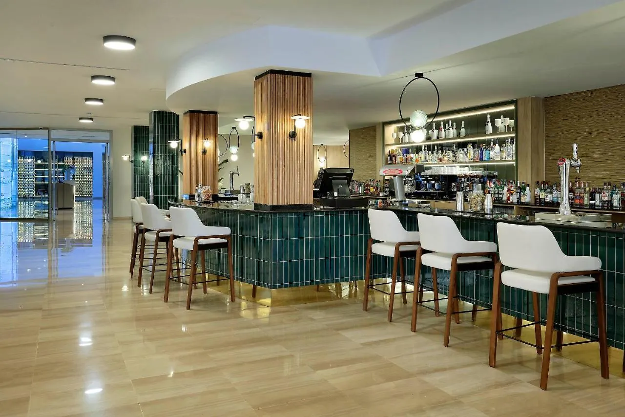 Grand Palladium Palace Ibiza Resort&Spa- All Inclusive Playa d'en Bossa Hotel