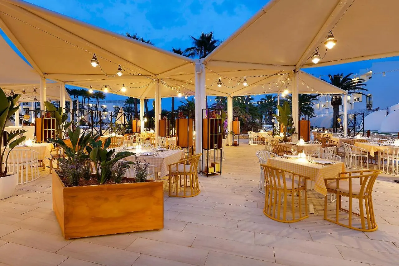 Grand Palladium Select Palace Ibiza Playa d'en Bossa Hotel