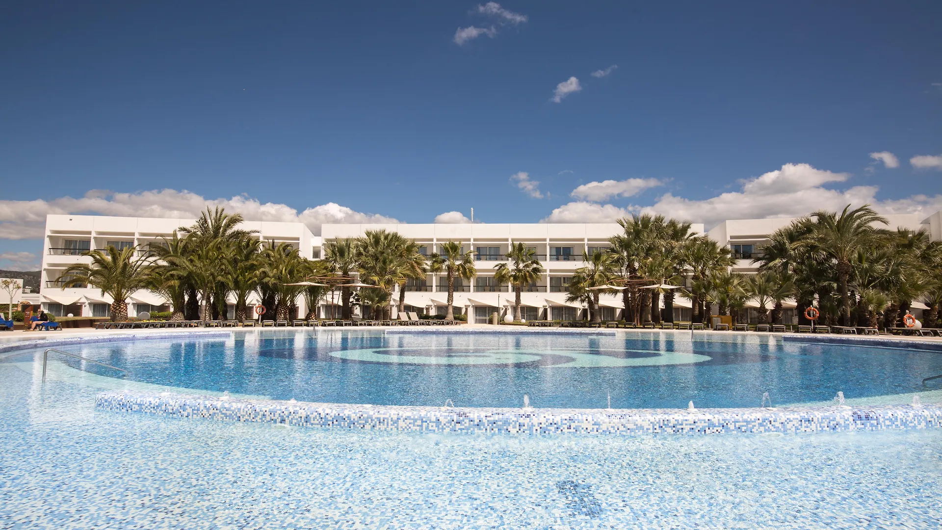Grand Palladium Select Palace Ibiza Playa d'en Bossa España