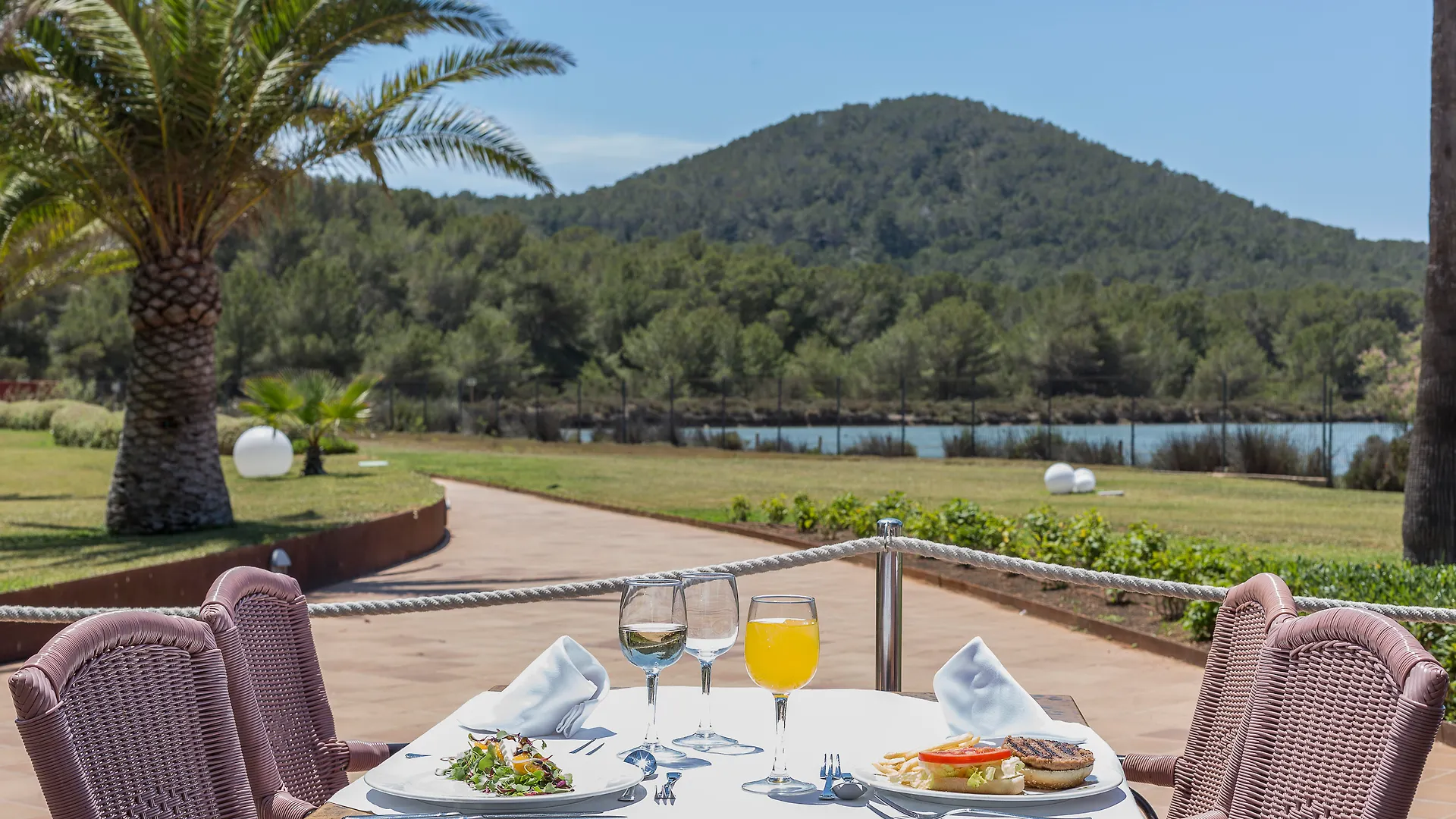 Grand Palladium Select Palace Ibiza Playa d'en Bossa